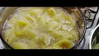 RECEITA DE MACARR&Atilde;O CONCHA  CONCHIGLIONE   RECHEADO DE  CARNE MO&Iacute;DA AO MOLHO DE QUATRO QUEIJOS