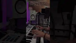 Tumbando 🎹🎶 #danielsimo #dominican #merengue #piano #m1  #musician