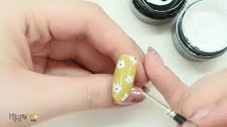Perfect, Easy Spring Daisy Chain Manicure with Magpie USA Products!