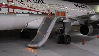 Despliegue de Tobogan de ALA en un Airbus A320; Tobogan de ALA