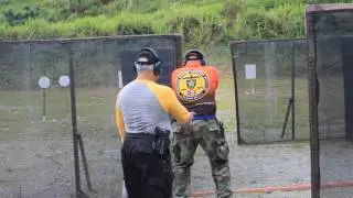 Nuestro Instructor de Tiro - Mr. E.  P&eacute;rez (El Mejor !!!) - Mujeres de Armas Tomar PR