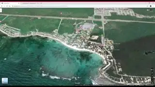 Guided tour along Akumal Beach