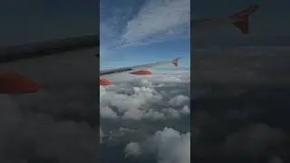 Landing in Storm Amy #roughlanding #turbulance #heavylanding #easyjet #plane #planespotter #aviation