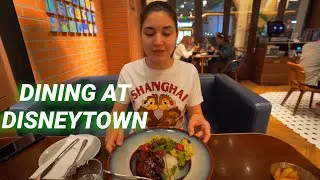 SHANGHAI DISNEYLAND CASUAL NIGHT: Blue Frog Bar and Grill at Disneytown!
