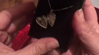 Pictures on Gold &ldquo;Always in my Heart&rdquo; Locket