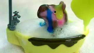 DISNEY PRINCESS BATH PAINT SET ! LEARN COLORS & MIX COLORS Frozen Bath Paint Ann
