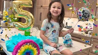 OAKS 5TH BiRTHDAY PARTY CELEBRATiON AT GREAT WOLF LODGE ARiZONA with PRESENTS and iNDOOR WATERPARK