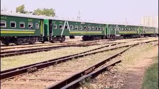 پاک بزنس کراچی پہنچ گئی ہے