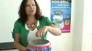 Road Refresher No Spill Water Bowl Demo - VipPets.us