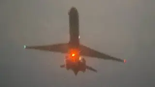 Aeronaves TSM MD-88 TakingOff From KLRD