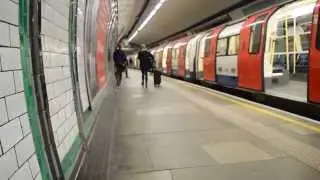 Northern Line Train Terminates AT Tooting Broadway