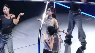 20250927 TWICE - DIVE IN (TZUYU solo) @ TWICE “THIS IS FOR