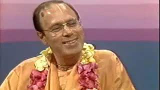 Houston Live interviewsing Tamal Krishna Maharaja on Hare Krishnas 1980s