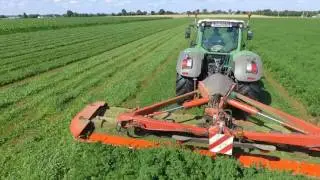 Fendt 828 Poste Inversé - Fauche Luzerne - Kuhn - Déshydratation