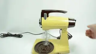 Vintage 12 Speed Sunbeam Mixmaster Counter Top Mixer