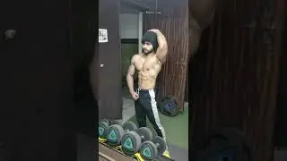posing practice #bodybuilding #fitness #models #youtubeindia #youtubeshortvideos