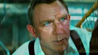 F cking Disaster Daniel Craig Reflects On James Bond Fame After Casino Royale Release