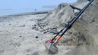 Metal Detecting San Diego: Tom & I come across a huge cut!