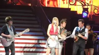 Taylor Swift RED Tour SG: Mean