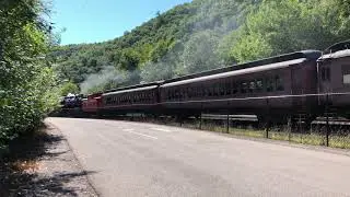 LGSRY with 425 - southbound across the Glen Onoko bridge