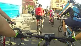 Salimos vuelta por el barrio del naranjo, quedada ben&eacute;fica el camino contra el c&aacute;ncer