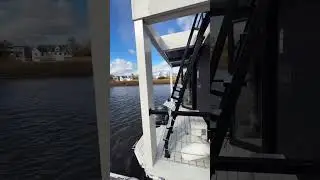 Two seasons in and still looking brand new👌🏼 Waterlodge Houseboats are built to last #houseboat