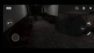 tentando sobreviver no jogo de terror
