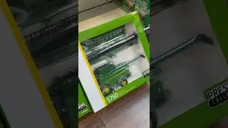 Britains John Deere Tracked Combine Harvester 1:32 Scale 🚜🌾