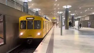 F74E 2939/2938 + F76E 2561/2560 + F in Bahnhof U Bundestag