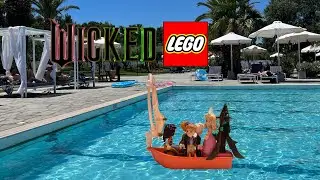 Wicked Lego at the ship at the water when you with Elphaba and Glinda 