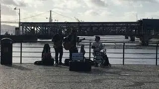 Wild World - Quiosque Ribeira das Naus