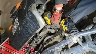 Metalcloak Sector Shaft Brace Install, JT Gladiator Mojave | JL Wrangler