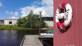 Svelvik. Båthavna og Batteriøya skritt for skritt i juli måned 2021.