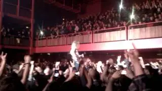 Airbourne - Angus Young Style - AB