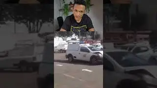 Ele foi demitido