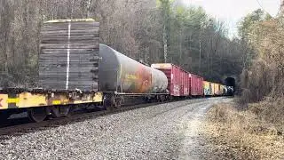 Norfolk Southern 177 heading South thru Tunnel 25 at Oakdale, TN.