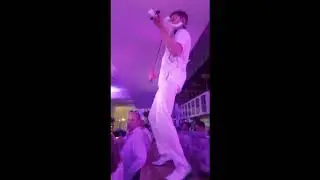 Cool violinist perfect for bars, nightclubs, private parties,barmitzvahs or weddings