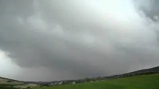 El abrazo de la tormenta 01