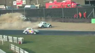 Big Legends Roll Paddock Hill Bend Brands Hatch 2011 (HD 720p)