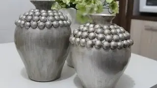 VASO DECORADO COM BOLAS DE ISOPOR