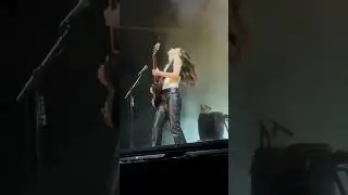 Danielle Haim solo guitar #concert #live #haimtheband #livemusic