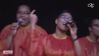Je suis dans la joie - Total Praise