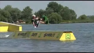 Wake crash