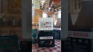 C&oacute;mo colocar electrolitos en una bater&iacute;a de motocicleta
