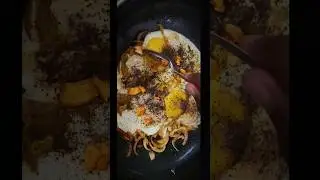 Egg Garlic #PottalaMuttaye #BachelorCooking #EasyEggRecipe #QuickMeals #EggLovers #CookingShorts