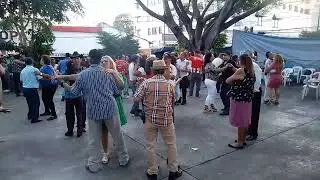 Parke sanjuan  a si baila la flaca 