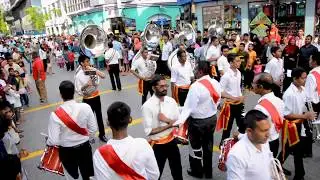 MSBB past bandsmen performing 