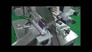Automatic nail polish lipstick pen labeling machine Vape pen positioning labeler