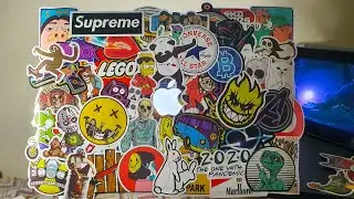Macbook Sticker Bomb.