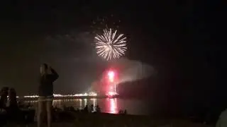 Awesome Fireworks Display Brighton Pier 27/8/2016 Truthferretfilms